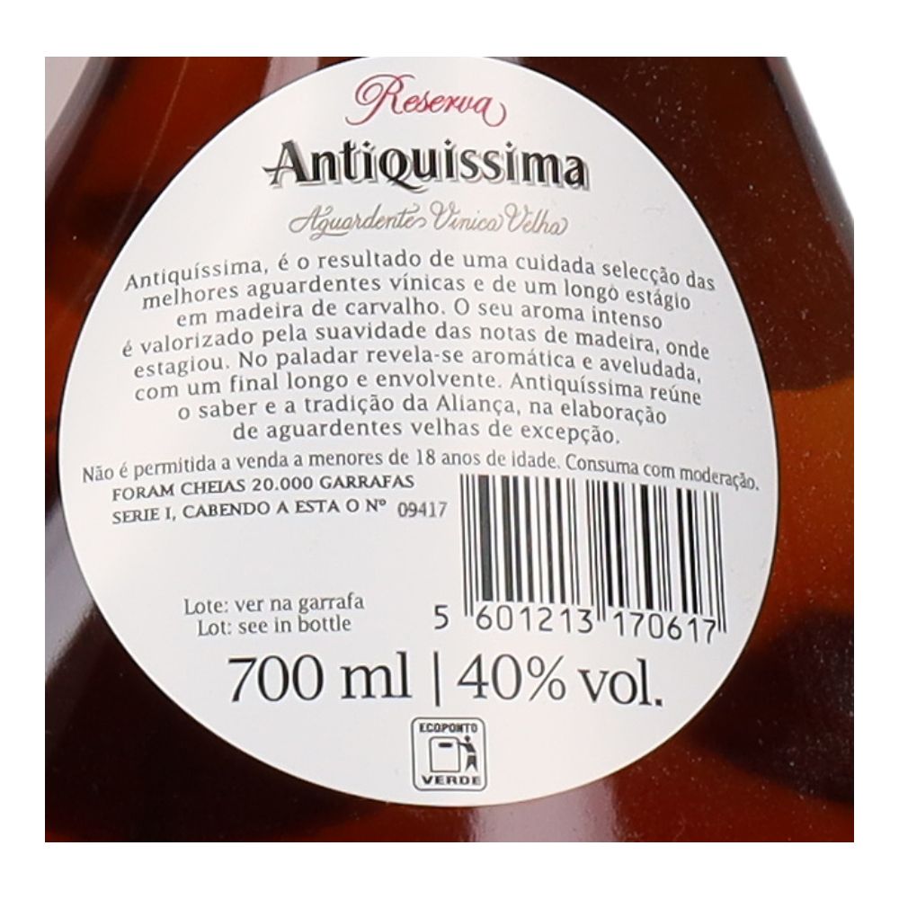  - Aguardente Vínica Velha Antiquissima 70cl (2)