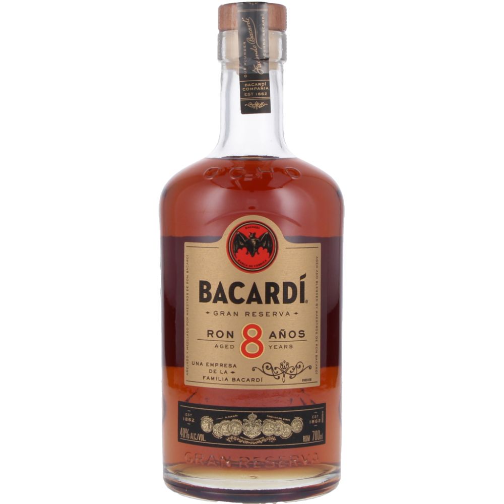  - Bacardi 8 Years Rum 70cl (1)